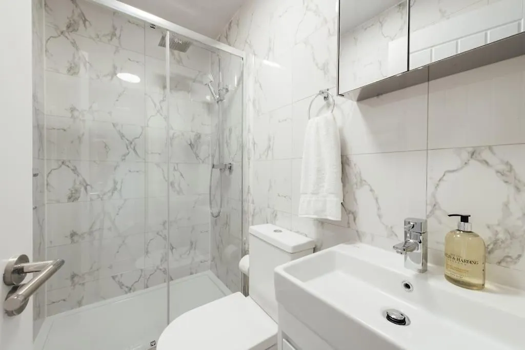 Unique 2 Bedroom Flat In Ilford, London 0*, Ilford United Kingdom